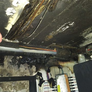 Wechselbatterie entzündet – Brand in Einfamilienhaus